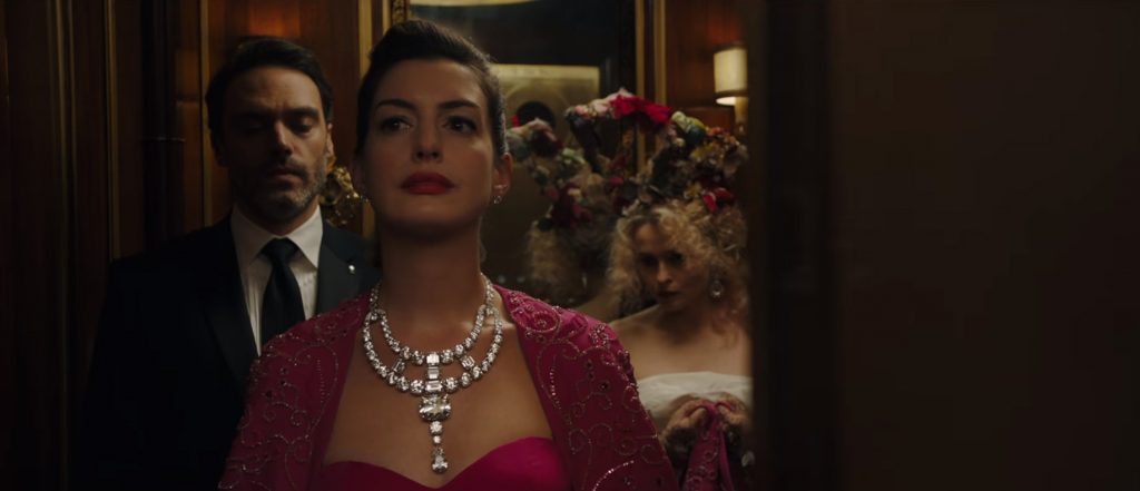 Anne Hathaway looks gorgeous as a, well, Hollywood actress in Ocean's 8.