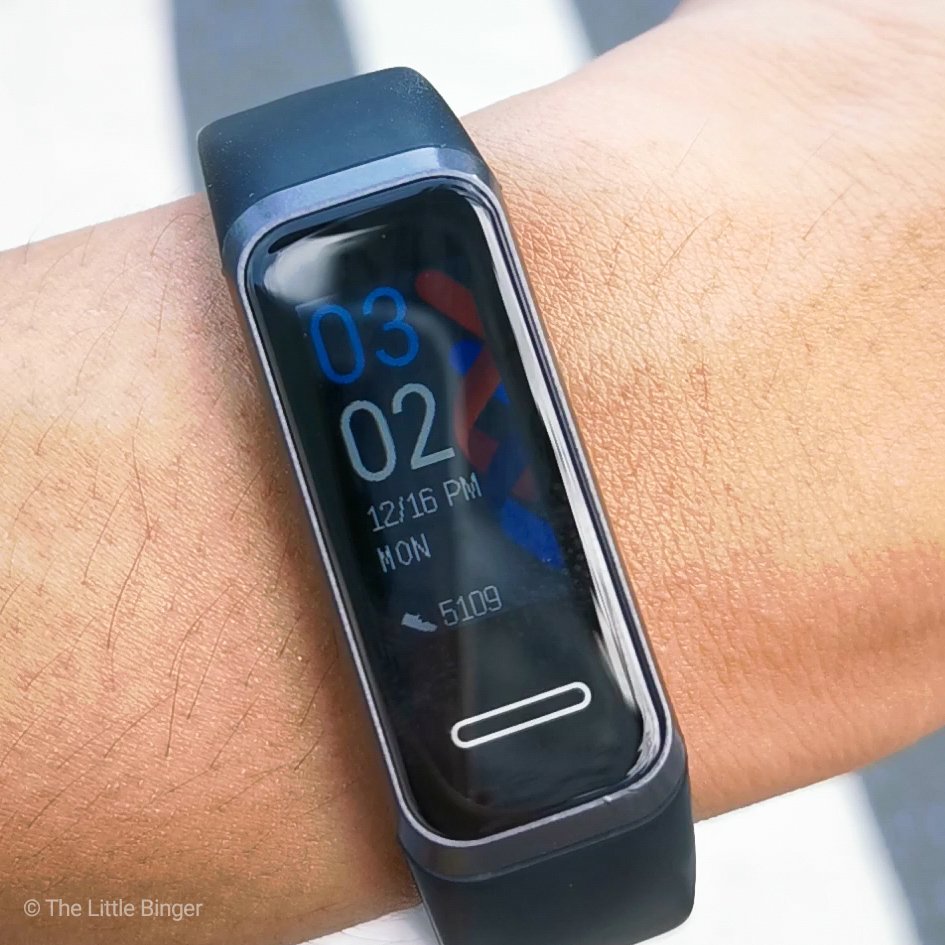 Customize your Huawei Band 4 with different faces. | The Little Binger